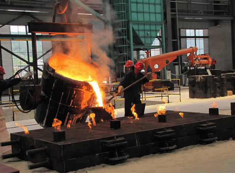 sand casting worker.png